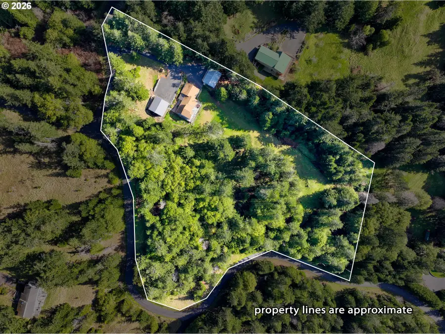 95340 Tututni Hollow Rd, Gold Beach, OR 97444 - #3