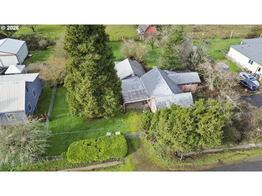 1182 43rd Ave, Sweet Home, OR 97386 - #2