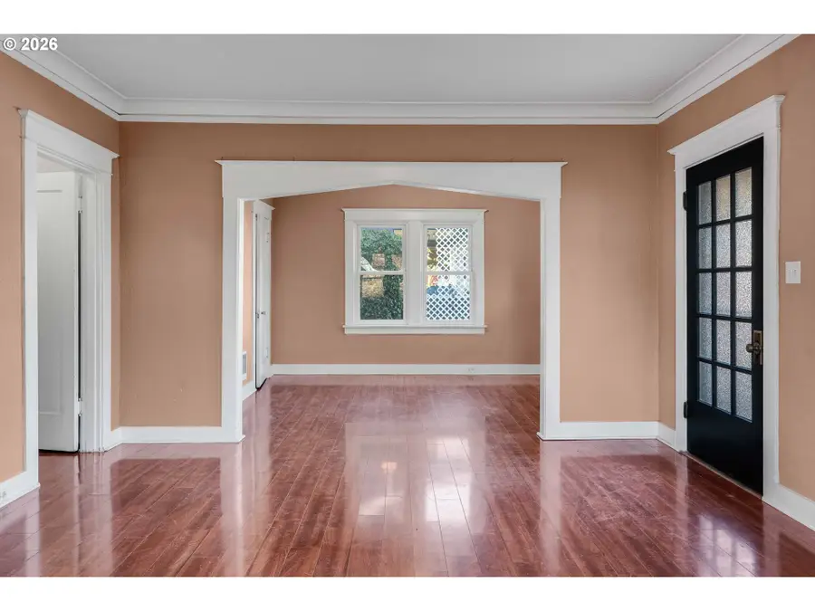 504 Abernethy Rd, Oregon City, OR 97045 - #3