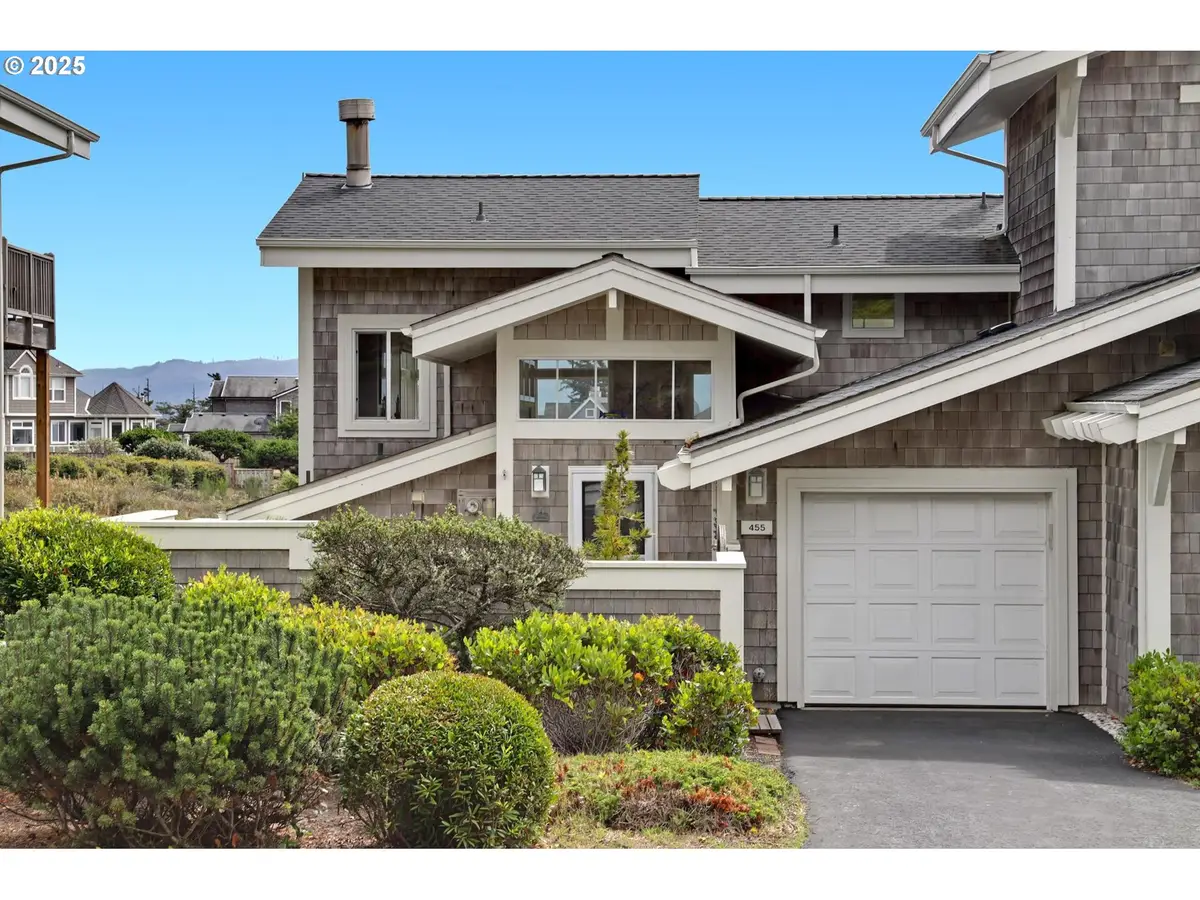 455 Capes Dr, Tillamook, OR 97141 - Image #1