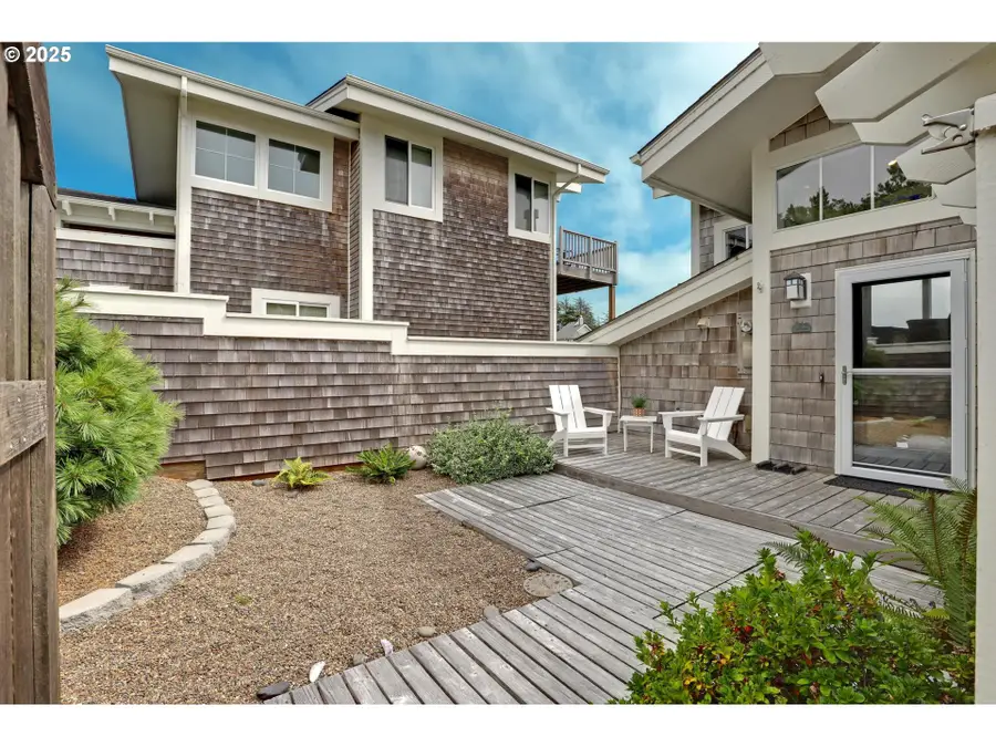 455 Capes Dr, Tillamook, OR 97141 - Image #3