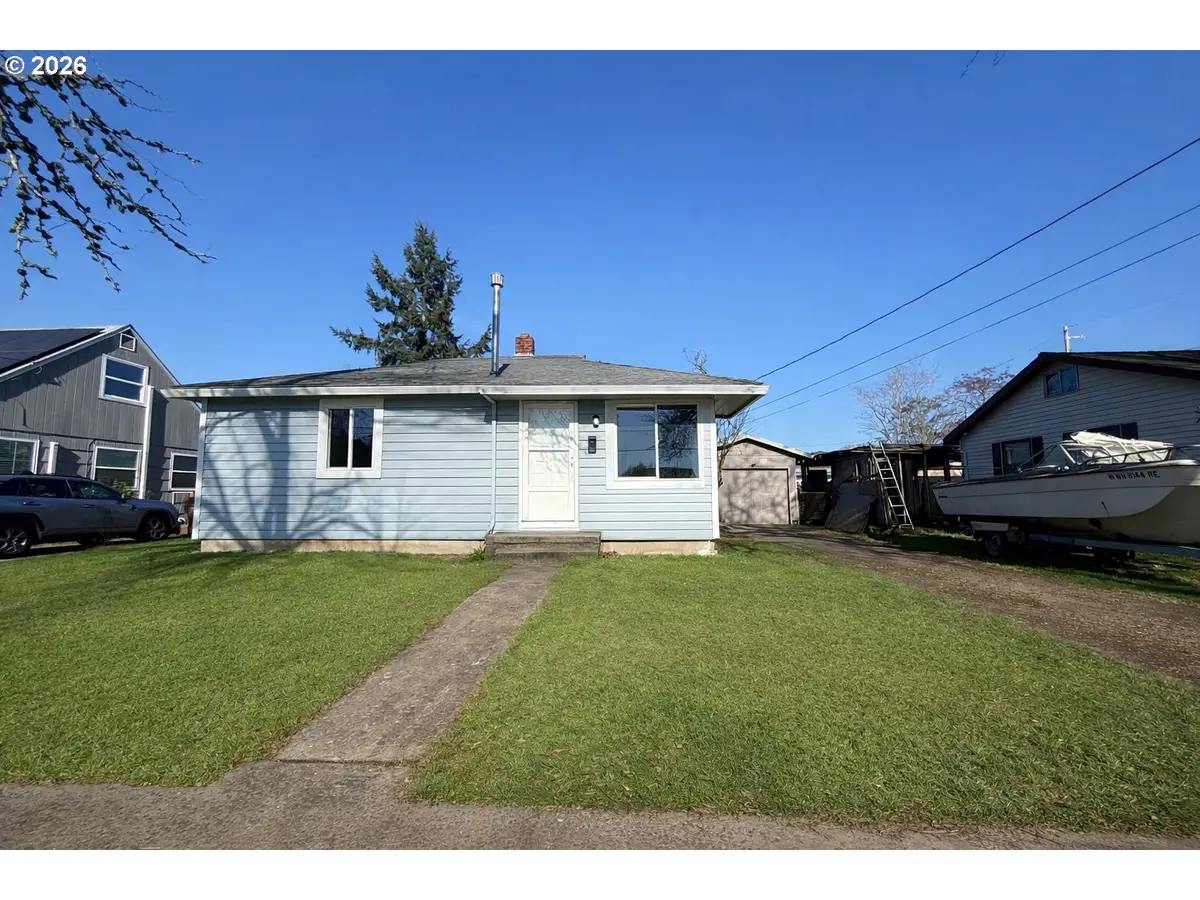 2024 Tualatin St, Saint Helens, OR 97051 - #1