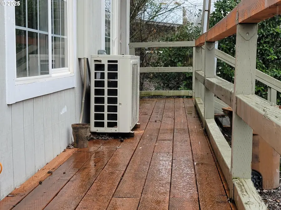 1110 N Old Pacific Hwy, Tri City, OR 97457 - Image #3