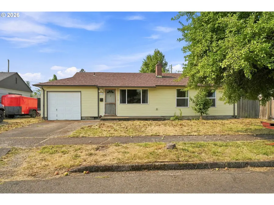 1219 Pleasant St, Springfield, OR 97477 - #3