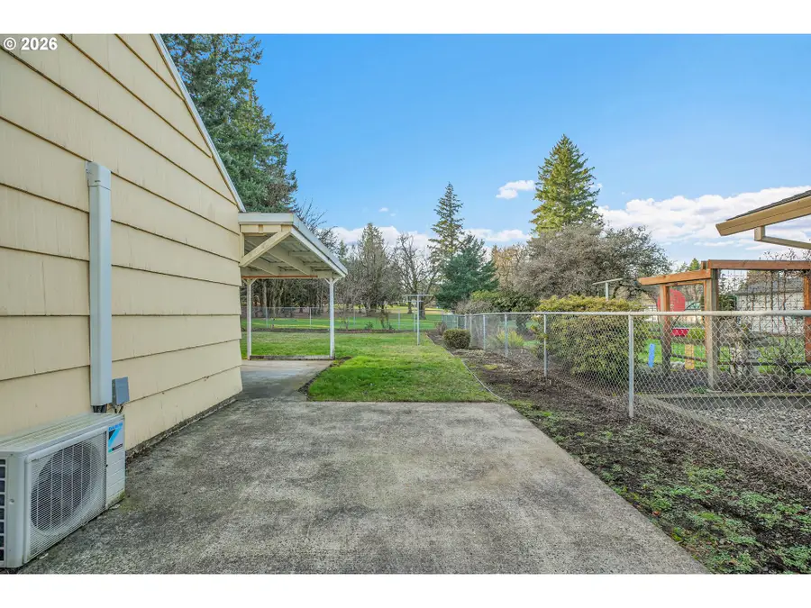 1023 NE 172nd Ave, Portland, OR 97230 - #3