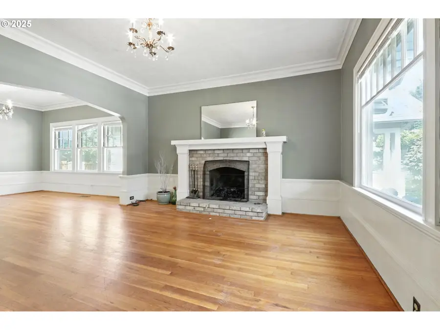 2878 SE Tibbetts St, Portland, OR 97202 - Image #3