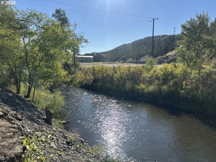 W Seventh St, John Day, OR 97845 - Image #2