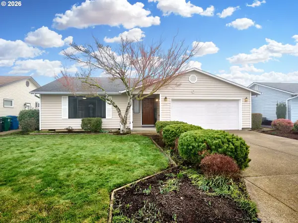 2096 Camellia Way, Woodburn, OR 97071