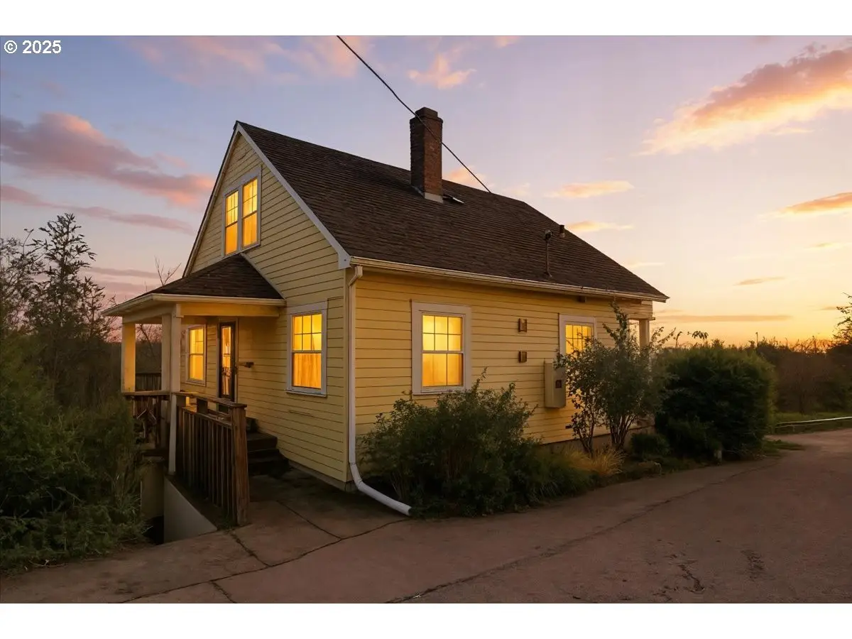 10226 NW 109th Ave, Portland, OR 97231 - Image #1