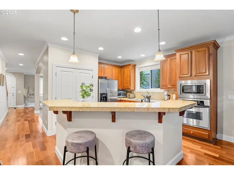 12647 SW 21st Ct, Portland West, OR 97035 - Image #3