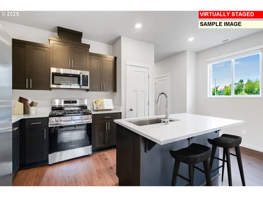 4074 SW Mckinley St, Gresham, OR 97080 - Image #2