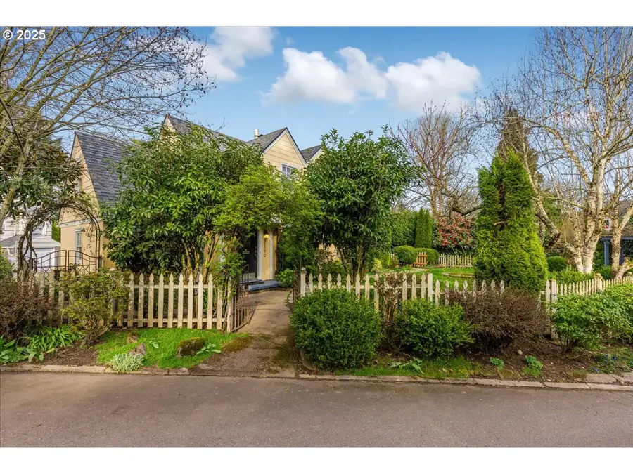 5390 Grove St, West Linn, OR 97068 - Image #3