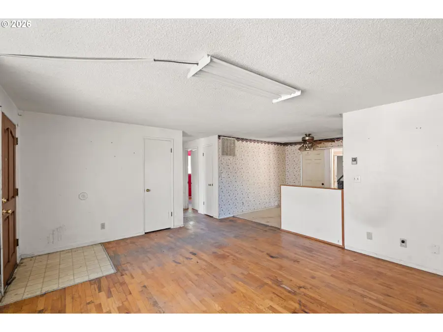 130 Sharon Dr, Phoenix, OR 97535 - #3