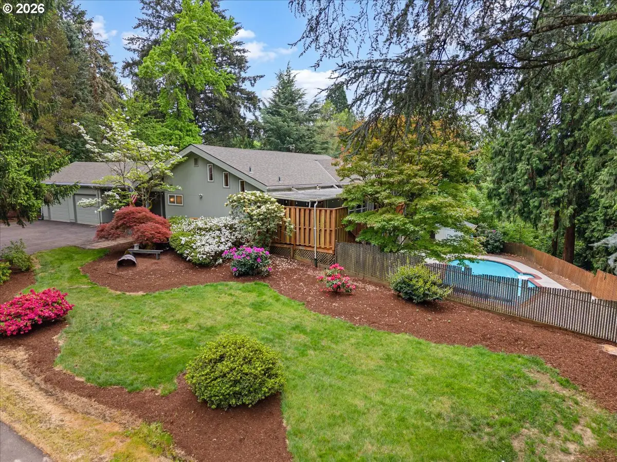 3088 SE Camwal Dr, Hillsboro, OR 97123 - #1