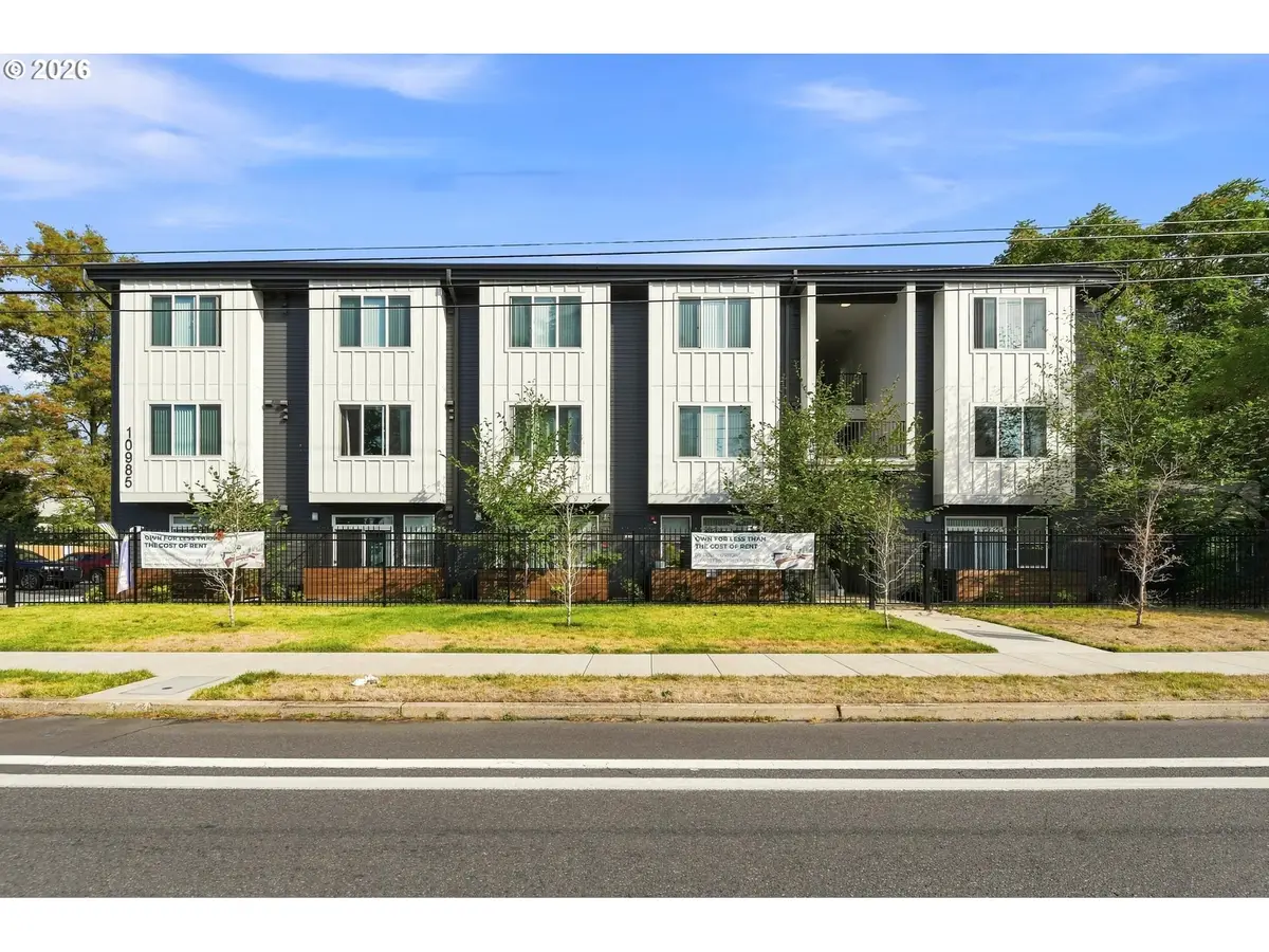 10985 E Burnside St #23, Portland, OR 97216 - #1