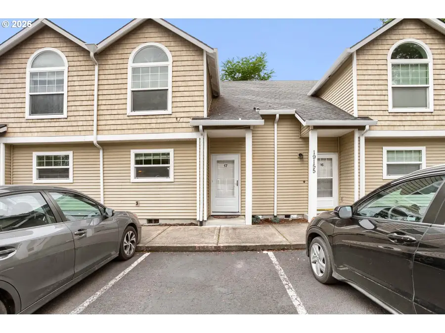 19155 SE Yamhill St #17, Portland, OR 97233 - #3