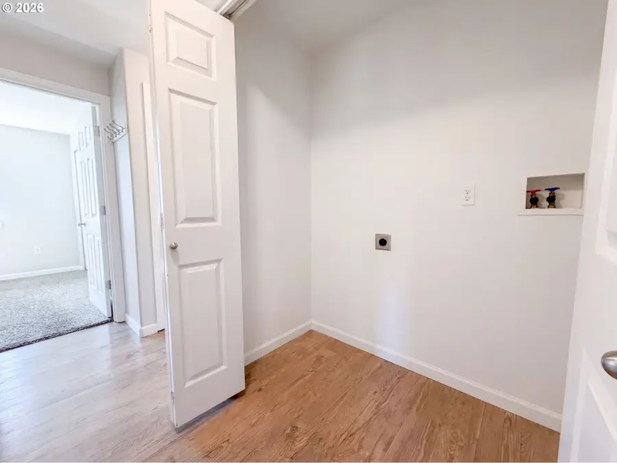 3042 Colleen St, Salem, OR 97305 - #3