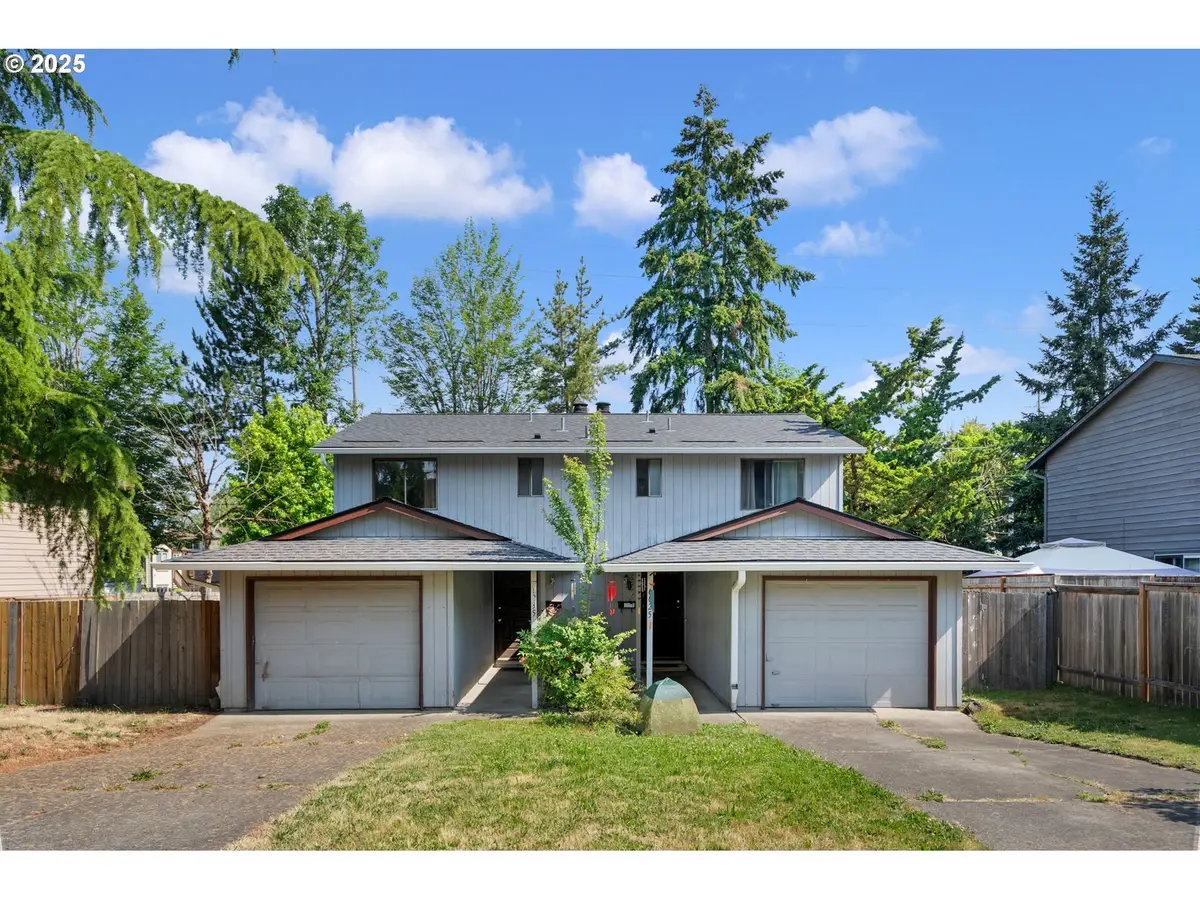 6025 SW Cherryhill Dr, Beaverton, OR 97008 - Image #1