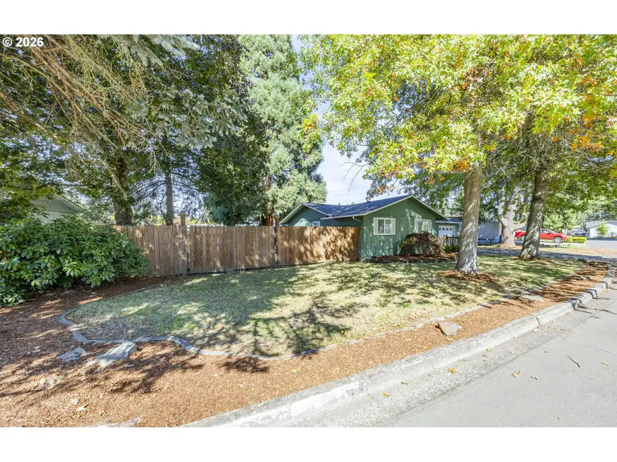 367 Limerick Ave, Eugene, OR 97404 - #3