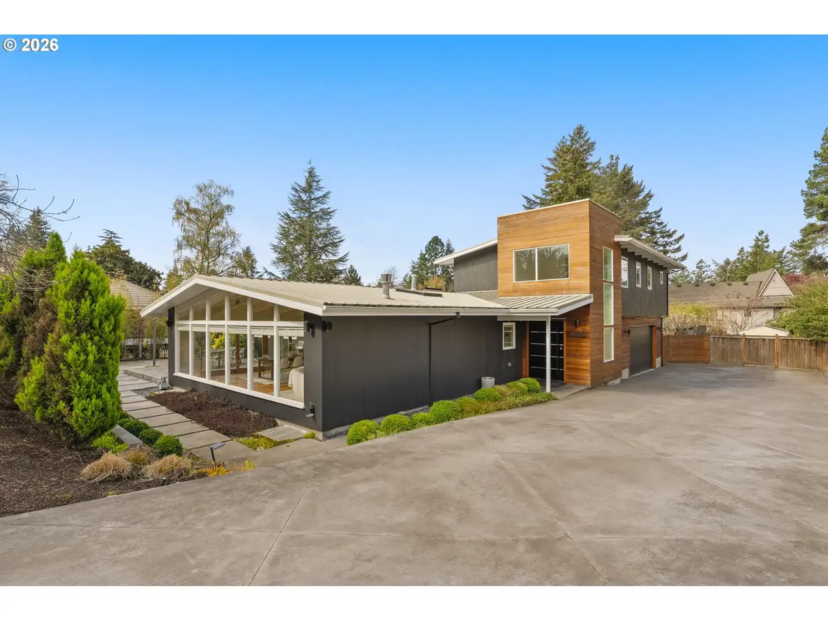 4207 SW 52nd Ave Sw, Portland, OR 97221 - #1