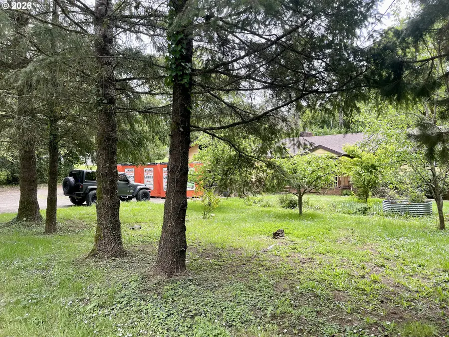 93524 Easy Ln, Coos Bay, OR 97420 - #2