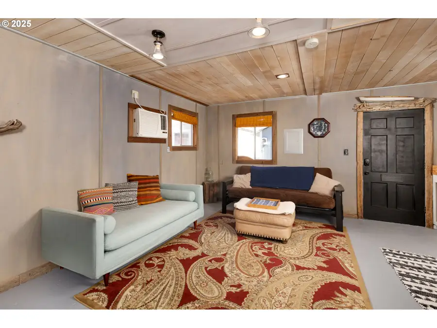 101 N Boat Basin Rd #A-09, The Dalles, OR 97058 - Image #3