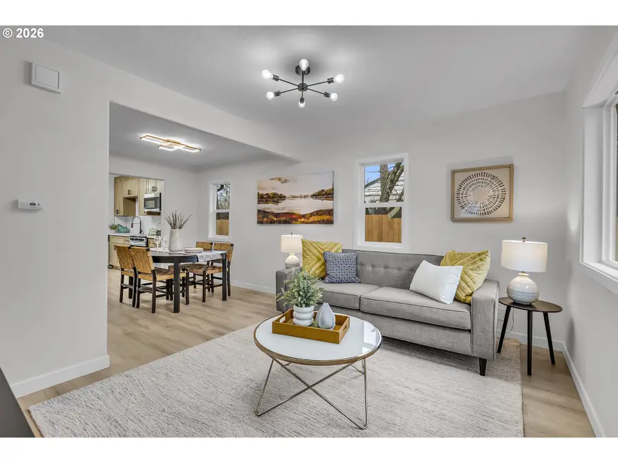 1217 SE 151st Ave, Portland, OR 97233 - Image #3