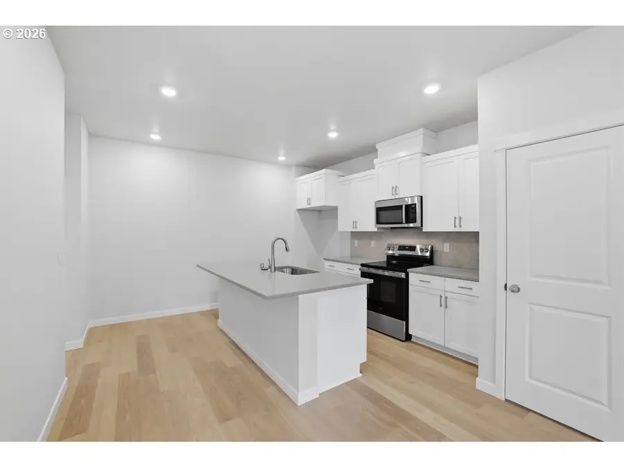 417 SW 31st St, Battle Ground, WA 98604 - #2