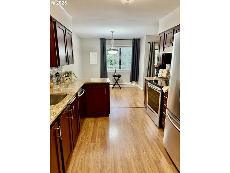 6745 SW Scholls Ferry Rd #38, Beaverton, OR 97008 - Image #2