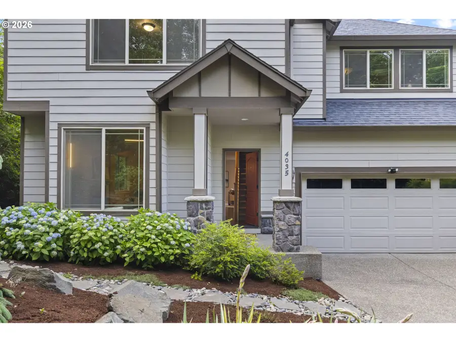 4035 SW Stephenson St, Portland, OR 97219 - #3