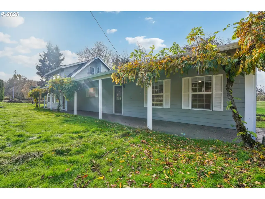 3718 Pioneer St, Ridgefield, WA 98642 - Image #2