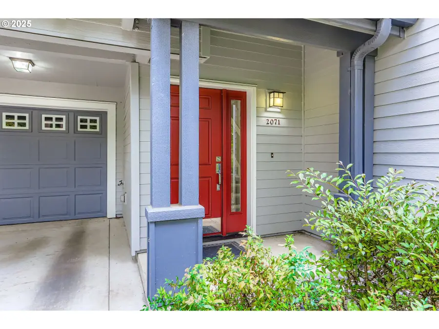 2071 NE 50th Way, Hillsboro, OR 97124 - Image #3