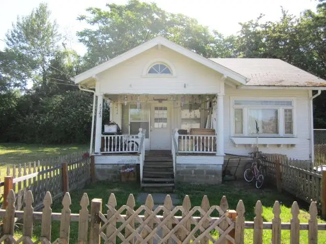 1725 SE Mill St, Roseburg, OR 97470 - Image #2