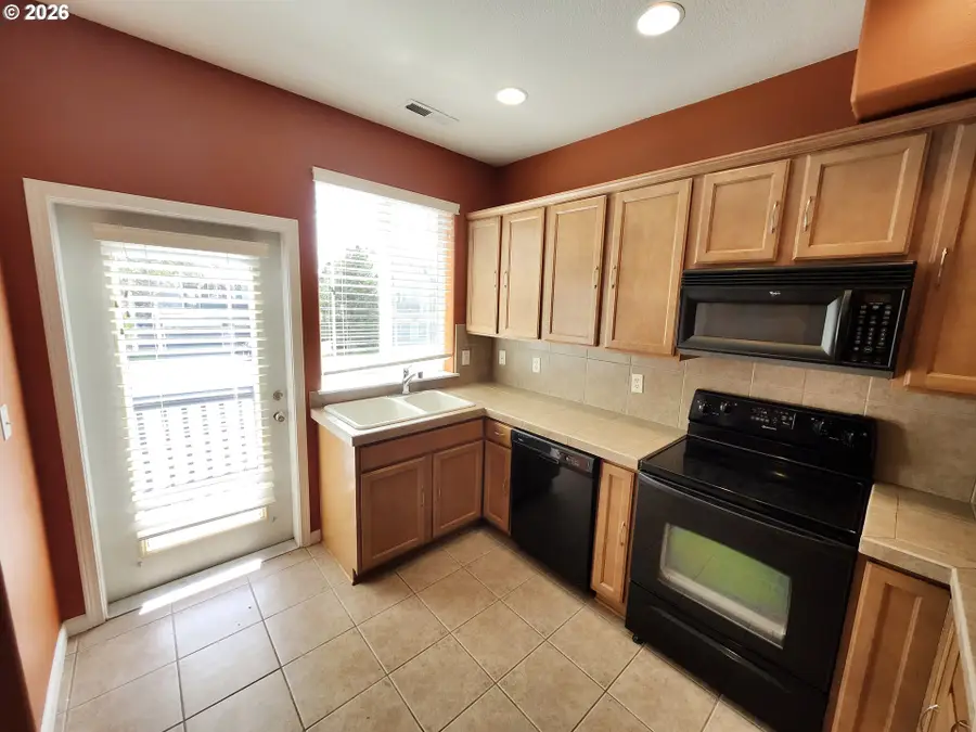 2131 Babbitt Ct, Forest Grove, OR 97116 - #3