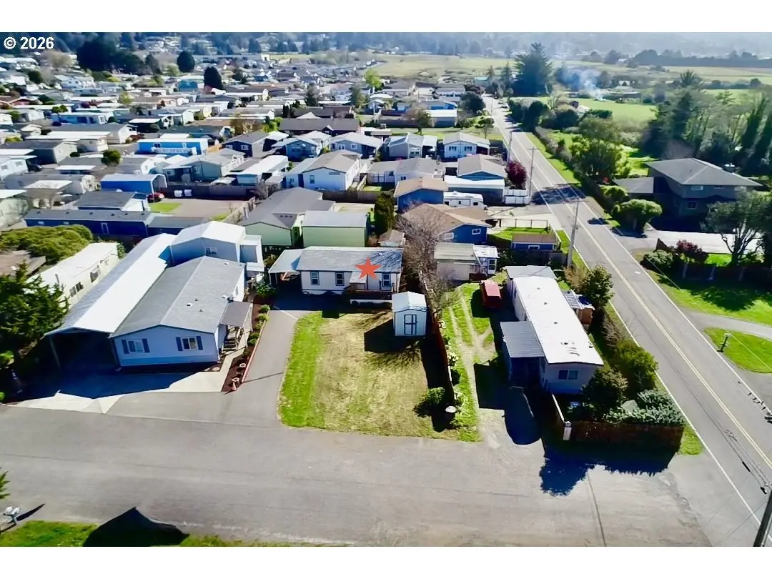 15851 Sunset Strip, Brookings, OR 97415 - #1