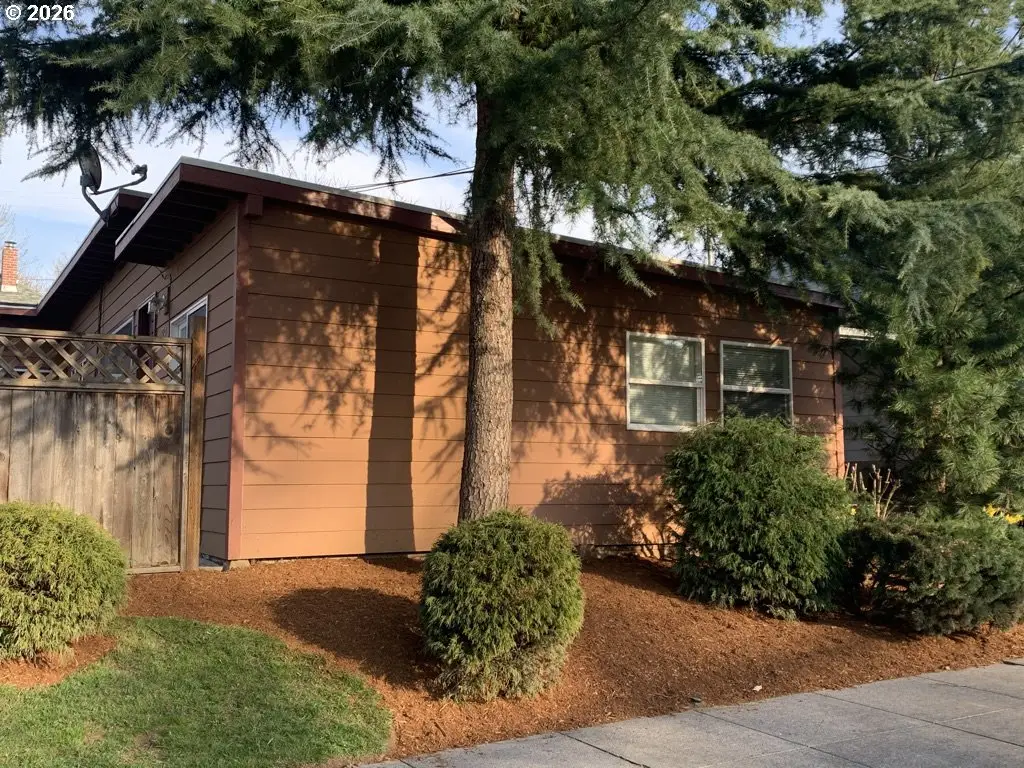 4720/4724 SE 37th Ave, Portland, OR 97202 - #1