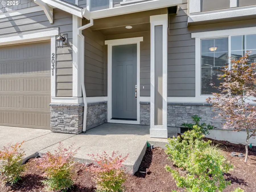 2031 NE Currin Creek Dr, Estacada, OR 97023 - Image #2