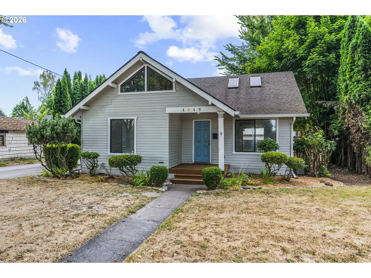 1817 Nichols Blvd, Longview, WA 98632 - #1
