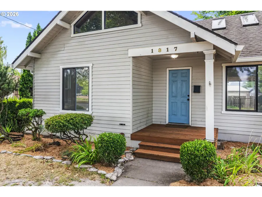 1817 Nichols Blvd, Longview, WA 98632 - #2