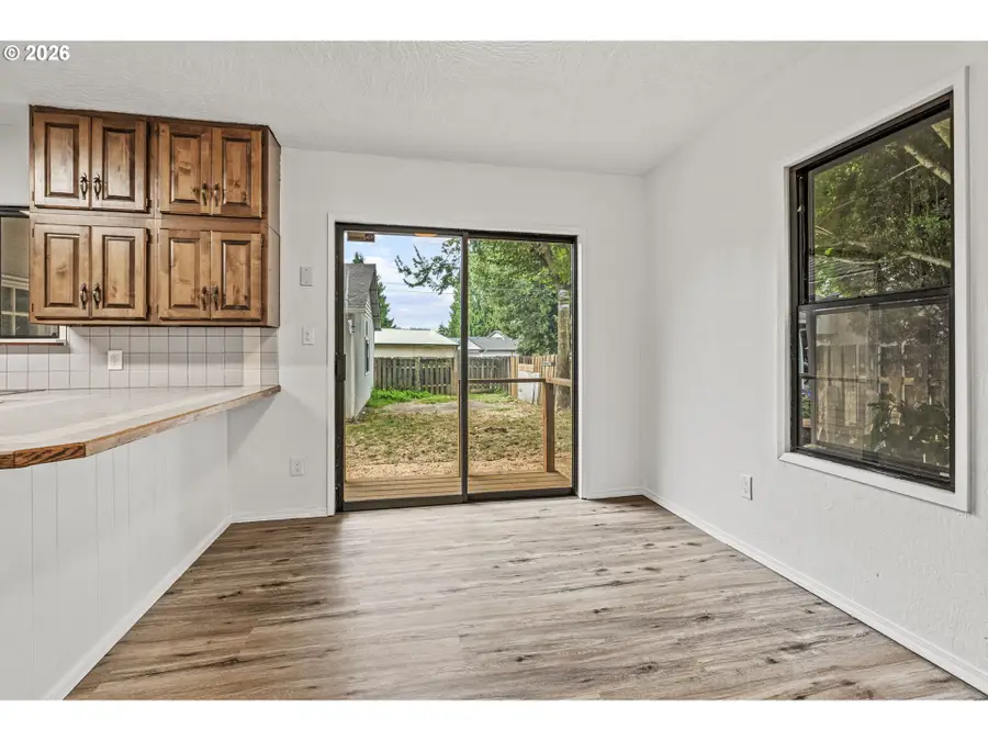 1817 Nichols Blvd, Longview, WA 98632 - #3