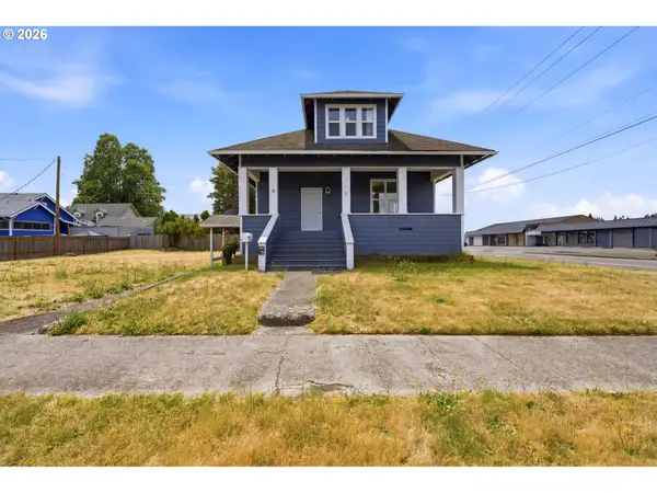 112 E Ida St, Stayton, OR 97383