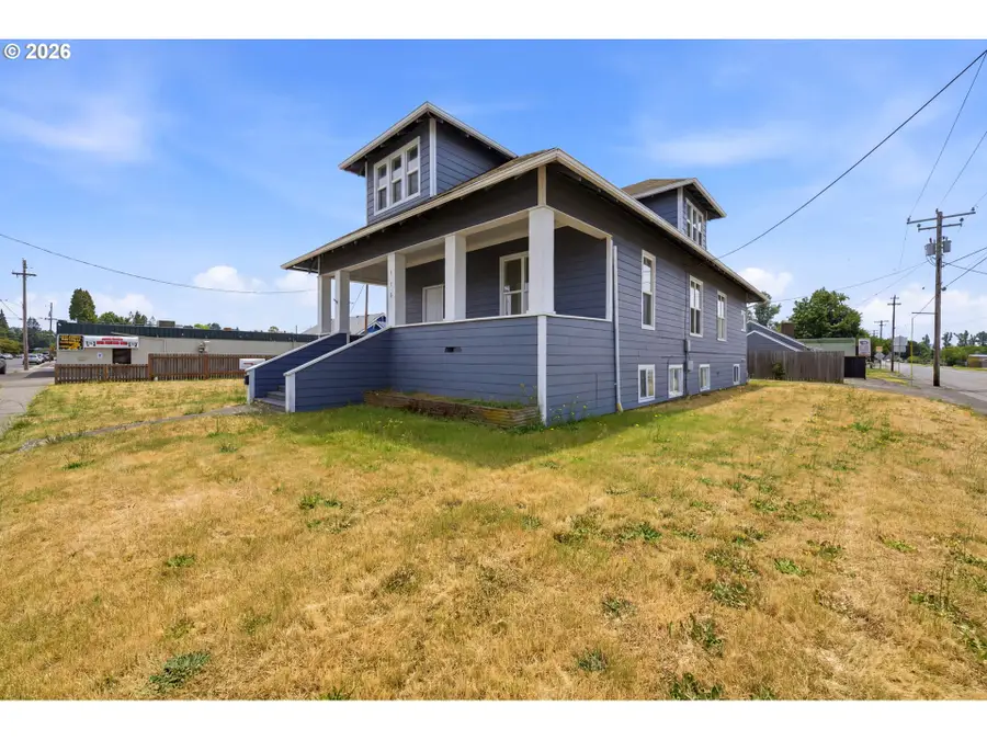 112 E Ida St, Stayton, OR 97383 - #3