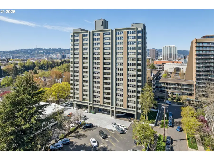 1220 NE 17th Ave #3D, Portland, OR 97232 - #2