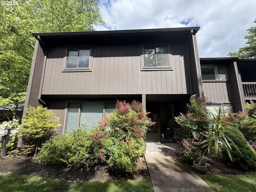 160 Westbrook Way, Eugene, OR 97405 - #2