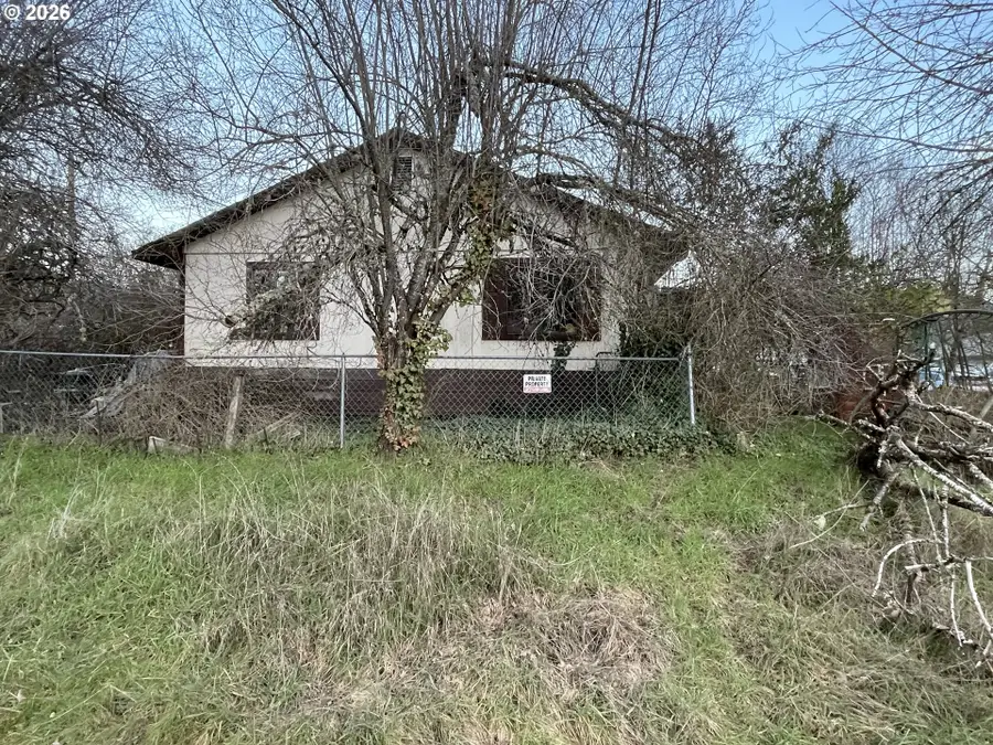 48433 Jasper Dr, Oakridge, OR 97463 - #2