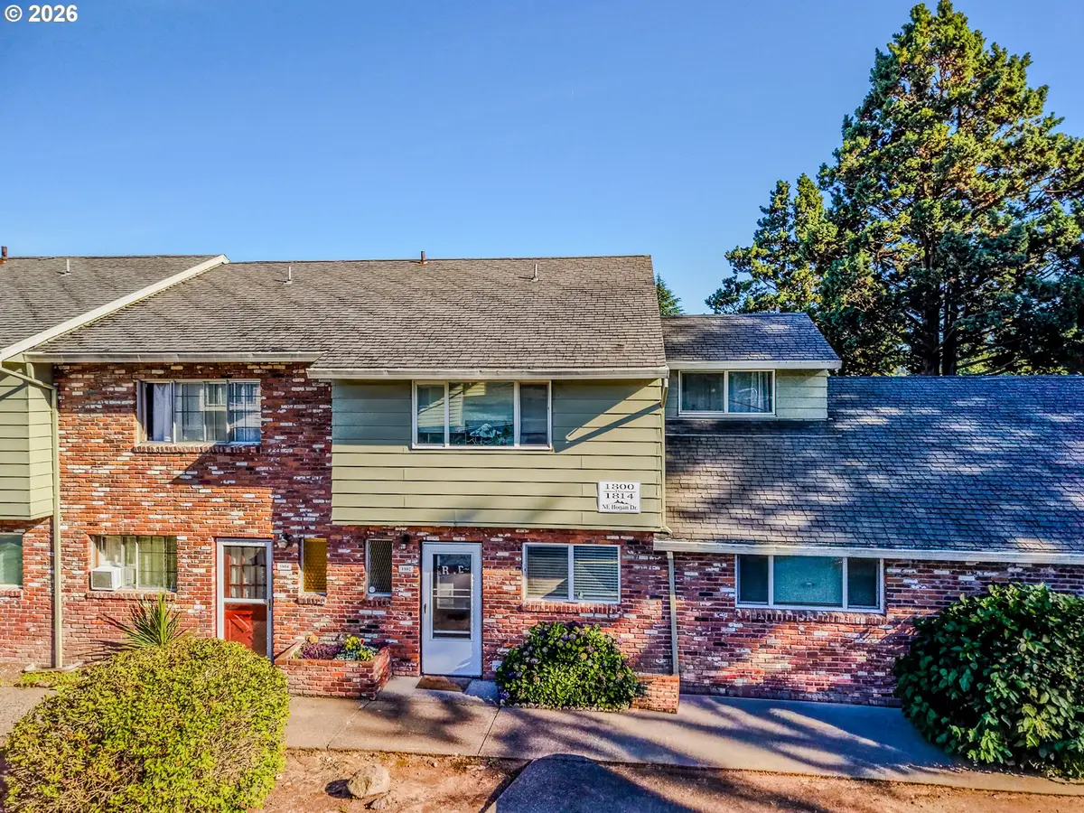 1802 NE Hogan Dr, Gresham, OR 97030 - #1