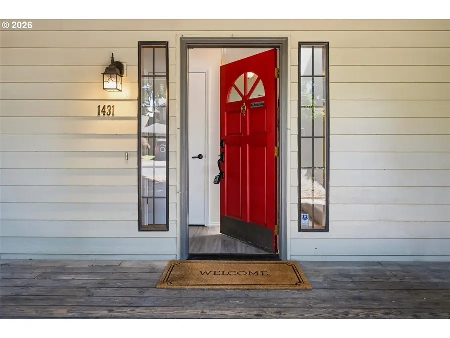 1431 NW 19th St, Gresham, OR 97030 - #2