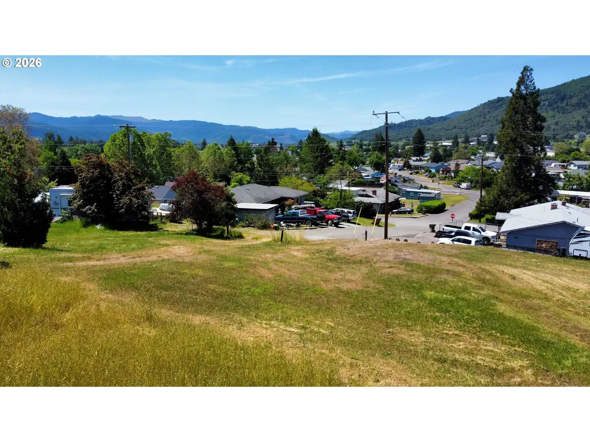 0 Cedar St #35, Riddle, OR 97469 - #1
