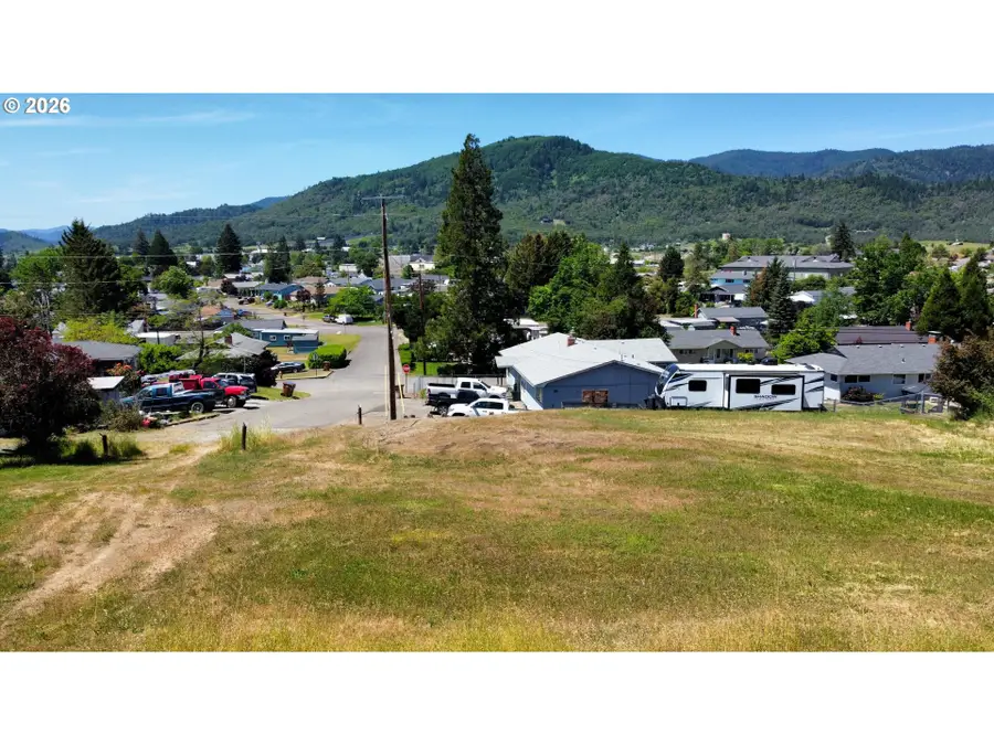 0 Cedar St #35, Riddle, OR 97469 - #3