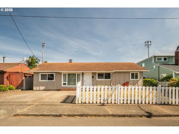2150 Maine St, NorthBend, OR 97459